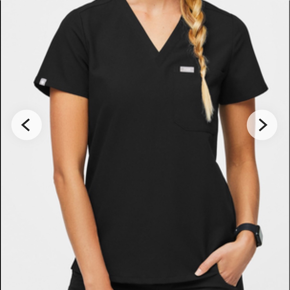 FIGS Catarina One-Pocket Scrub Top Size Med